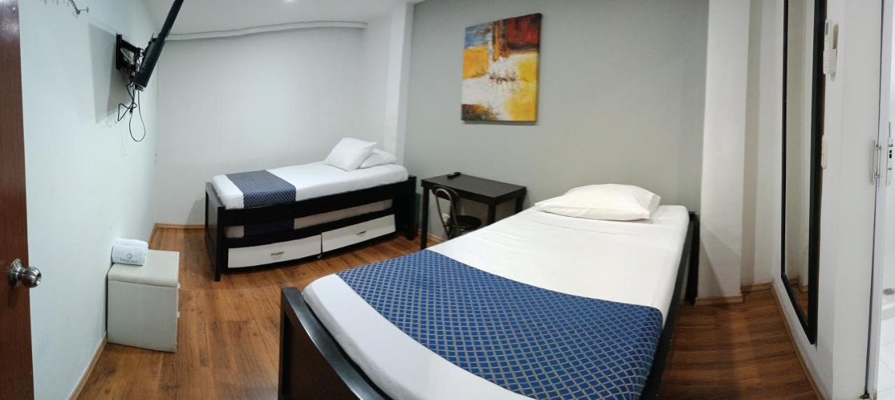קאלי Hotel Travelers Sport מראה חיצוני תמונה