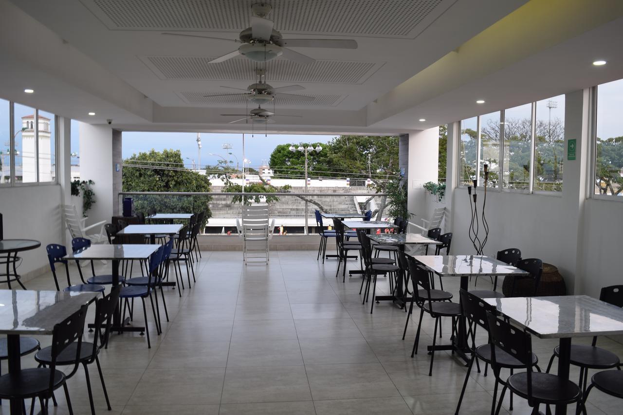 קאלי Hotel Travelers Sport מראה חיצוני תמונה